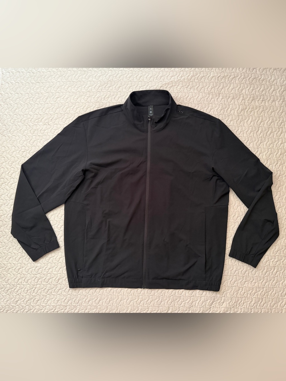 Lululemon Men’s Sojourn Jacket XXL Black Full Zip Stretch Lightweight Commuter